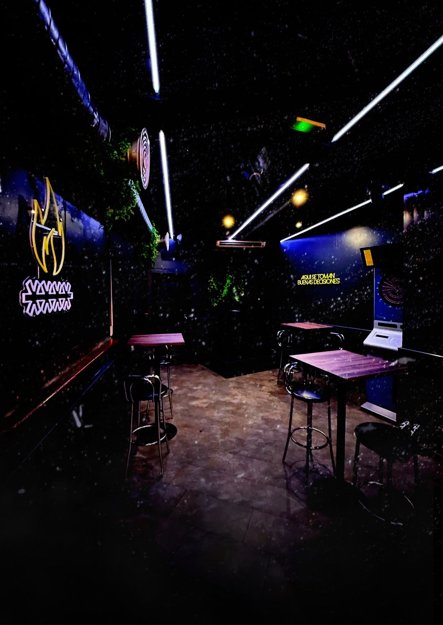 Cónclave pub Los Villares Jaén — Rebranding y dirección creativa Ascndr