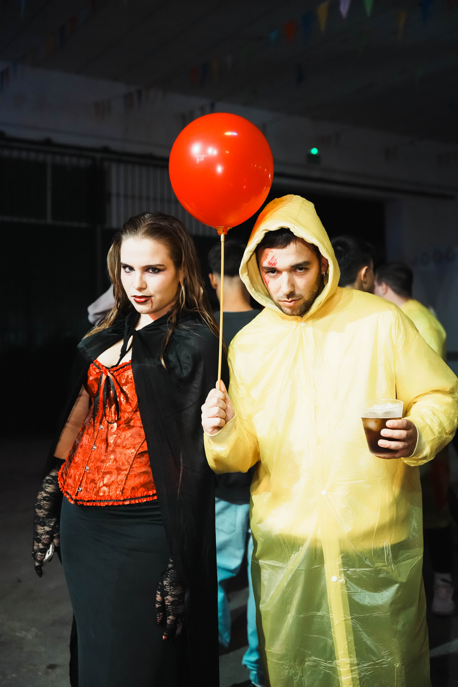 Asistentes disfrazados Halloween Fest Los Villares Jaén