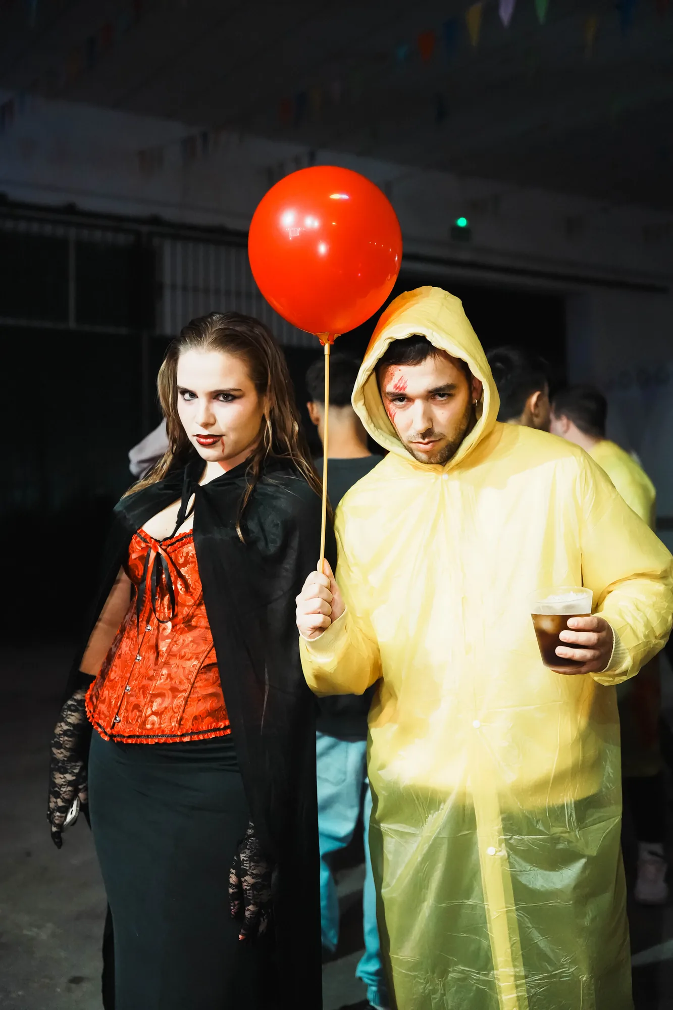 Asistentes disfrazados Halloween Fest Los Villares Jaén